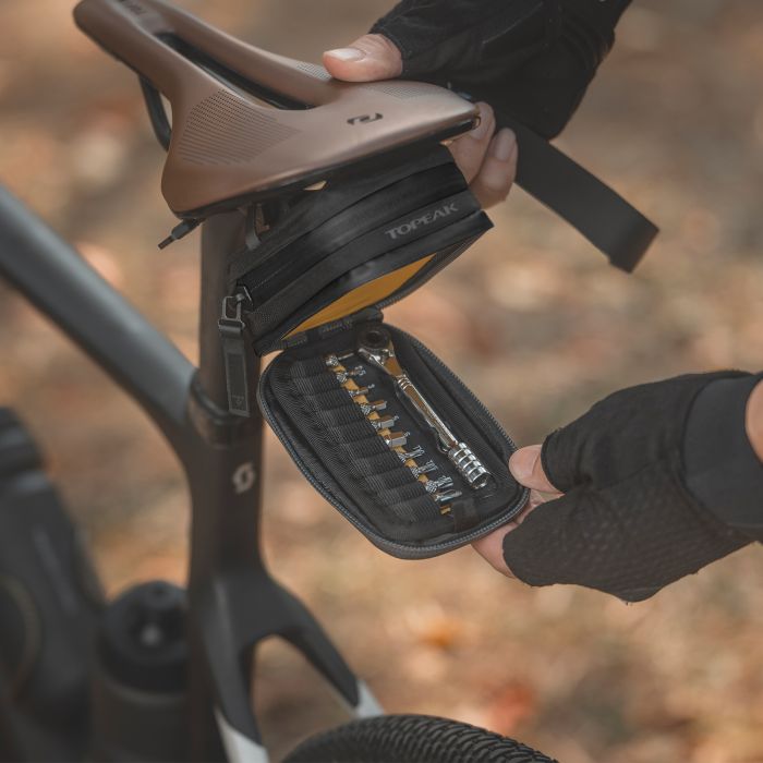 Load image into Gallery viewer, Topeak elementa gearbag - black