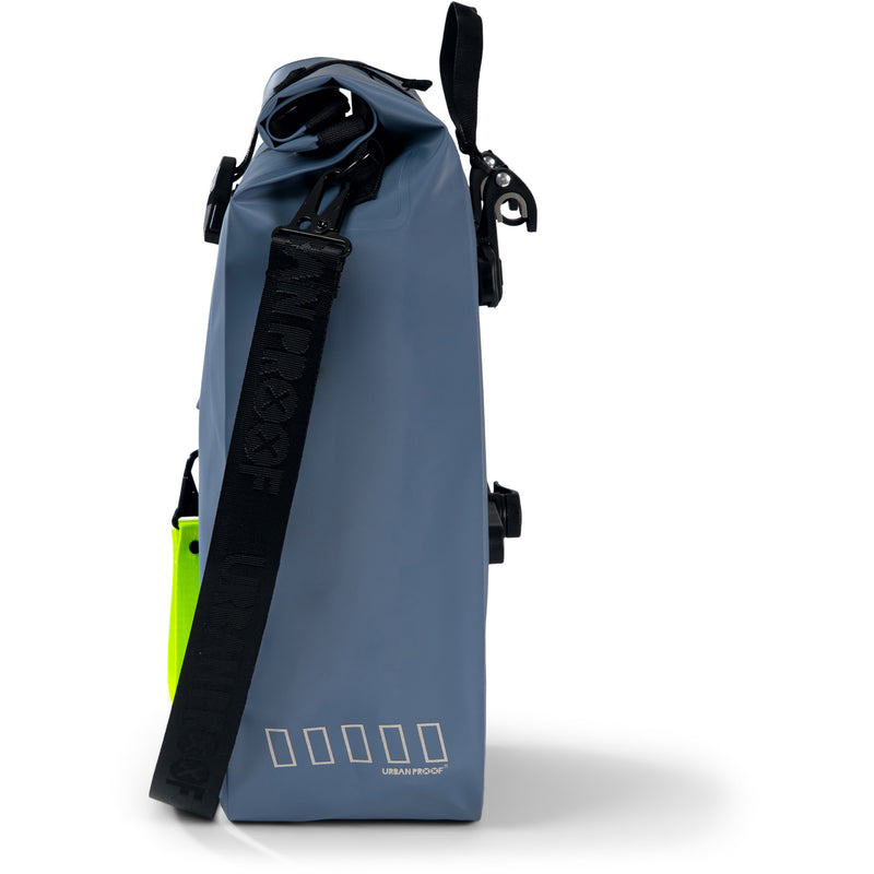 Load image into Gallery viewer, Urbanproof urban proof enkele tas storm 20l rpet blauw