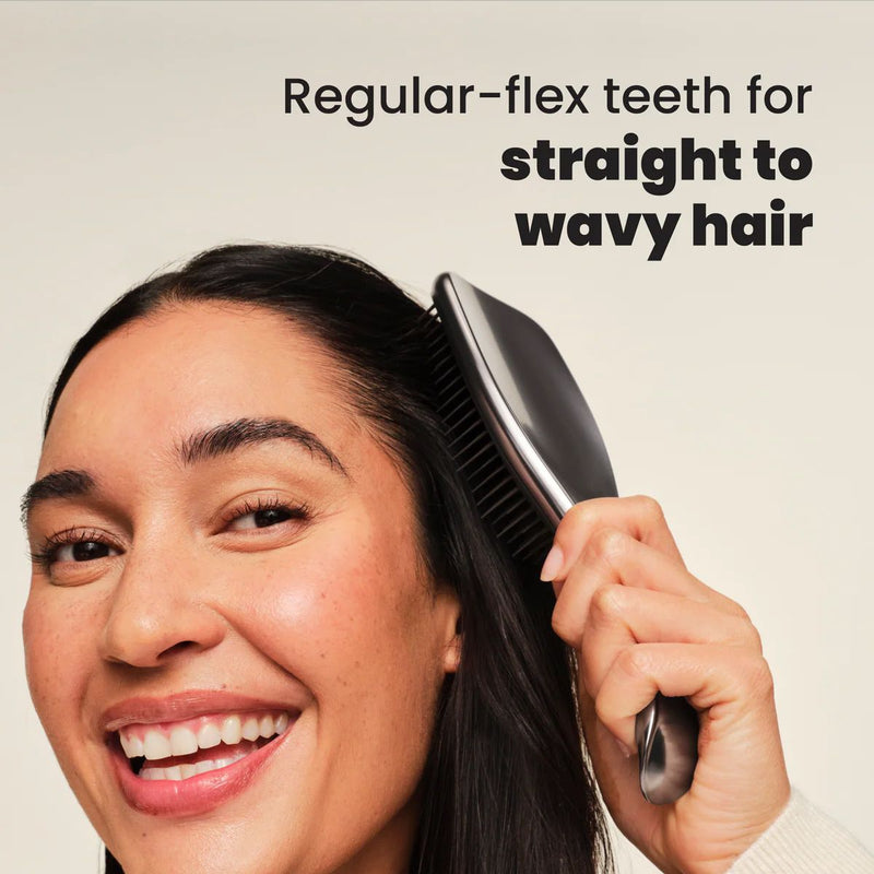 Load image into Gallery viewer, Tangle teezer the ultimate detangler chrome midnight silver