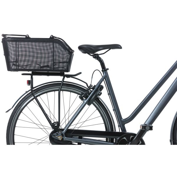 Load image into Gallery viewer, Basil Cento Tech Fiber Nordlicht MIK - fietsmand - achterop - solid zwart