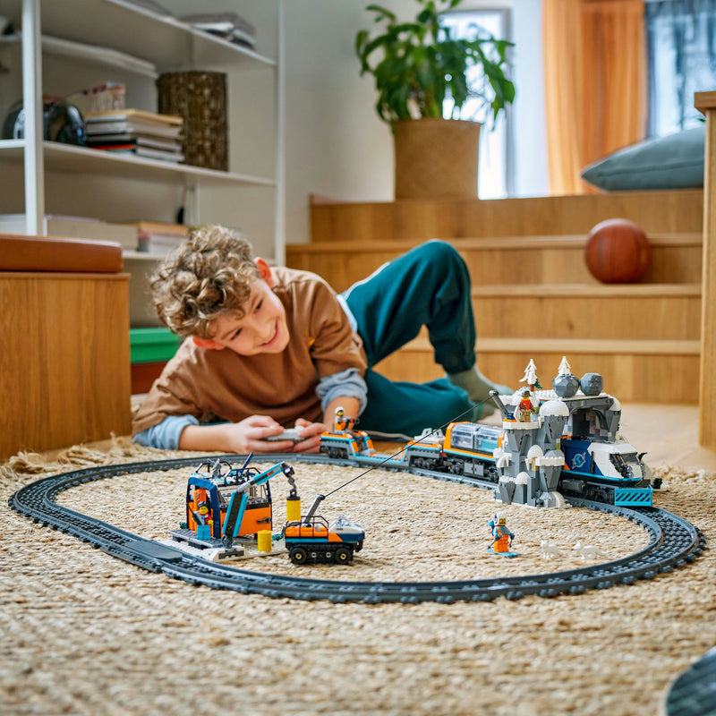 Load image into Gallery viewer, Lego city 60470 onderzoekstrein op de noordpool