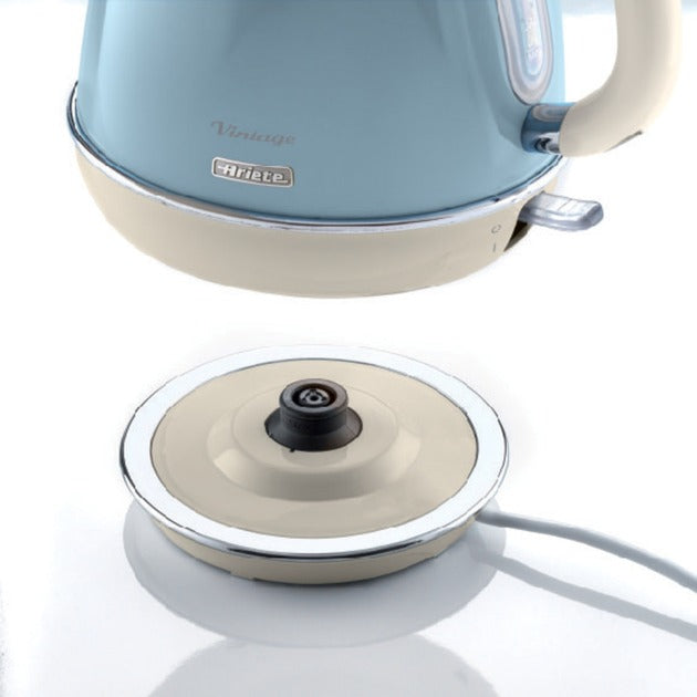 Afbeelding laden in galerijviewer, Ariete vintage waterkoker 2869 05 (lichtblauw, 1.7 liter)