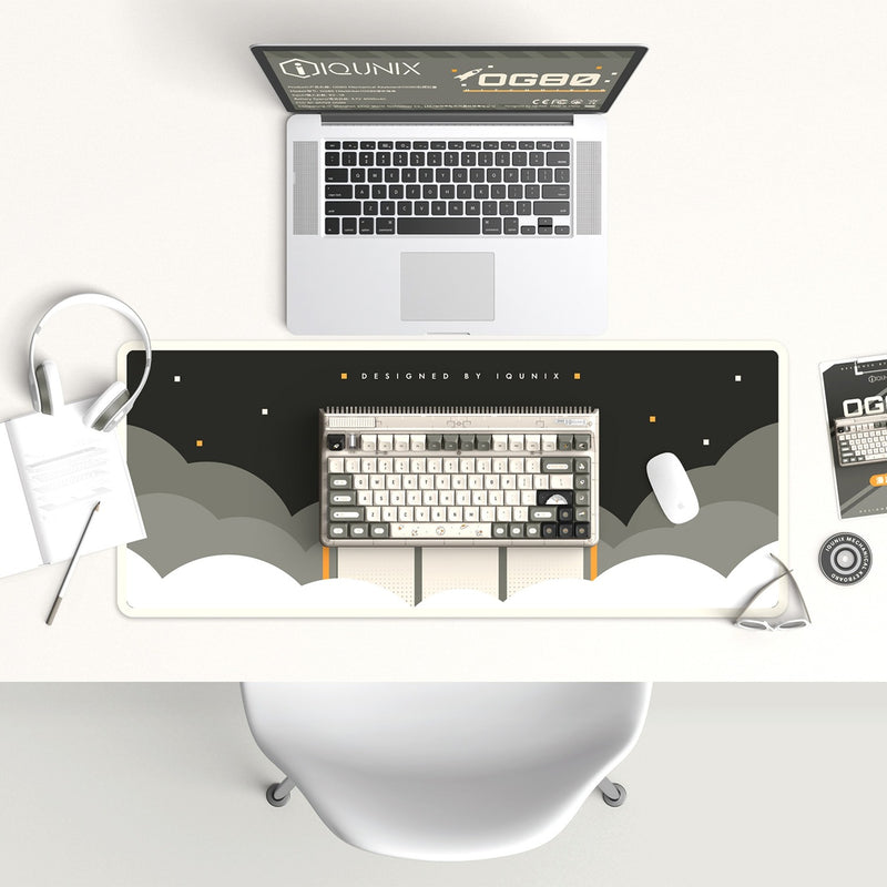Afbeelding laden in galerijviewer, Iqunix og80 hitchhiker wireless mechanical keyboard (grijs, us lay-out (qwerty), cherry mx silent red, 80% (tkl), rgb leds, hot-swappable, pbt, 2.4ghz | bluetooth 5.1 | usb-c)