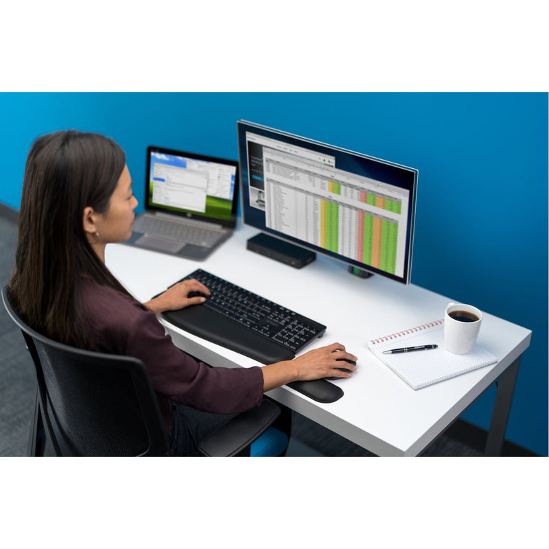 Load image into Gallery viewer, Kensington ergosoft polssteun voor standaard toetsenborden (zwart)