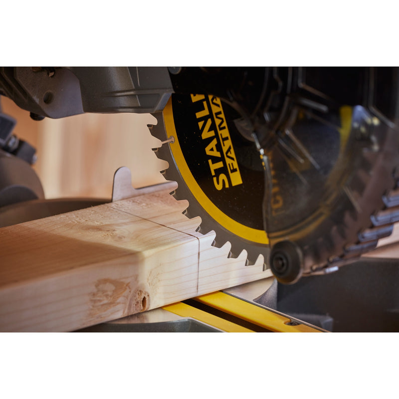 Load image into Gallery viewer, Stanley fatmax v20 18v 4.0ah 190 mm afkort- en verstekzaag (geel zwart, accu (18v, 4.0ah) en oplader (2a) inbegrepen)