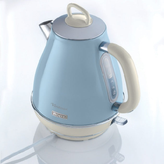 Afbeelding laden in galerijviewer, Ariete vintage waterkoker 2869 05 (lichtblauw, 1.7 liter)
