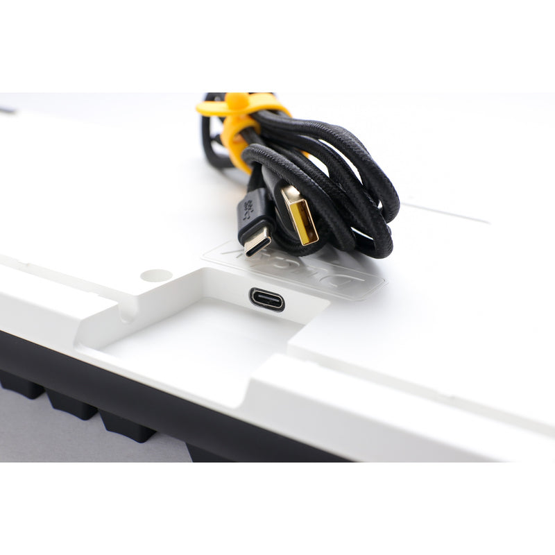 Load image into Gallery viewer, Ducky one 3 classic, toetsenbord (zwart wit, us lay-out, cherry mx red, rgb led, double-shot pbt, hot-swappable, quack mechanics)
