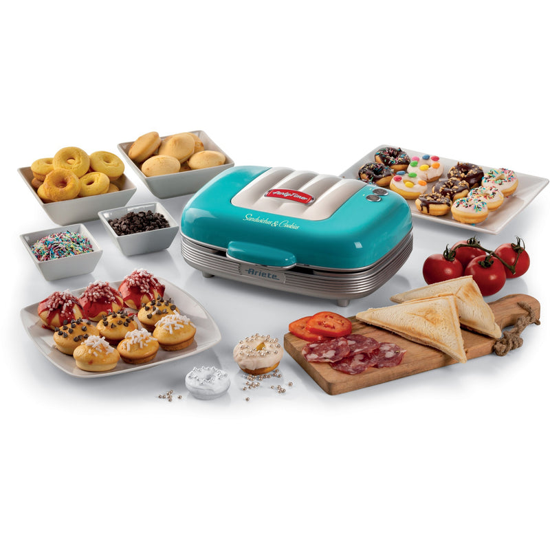 Load image into Gallery viewer, Ariete party time tosti cupcake maker 1972 01 sandwichmaker (lichtblauw)