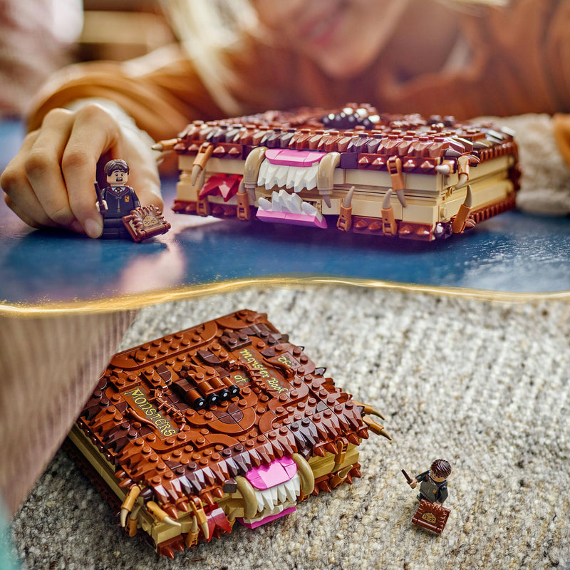 Load image into Gallery viewer, Lego harry potter - het monsterlijke monsterboek constructiespeelgoed (76449)