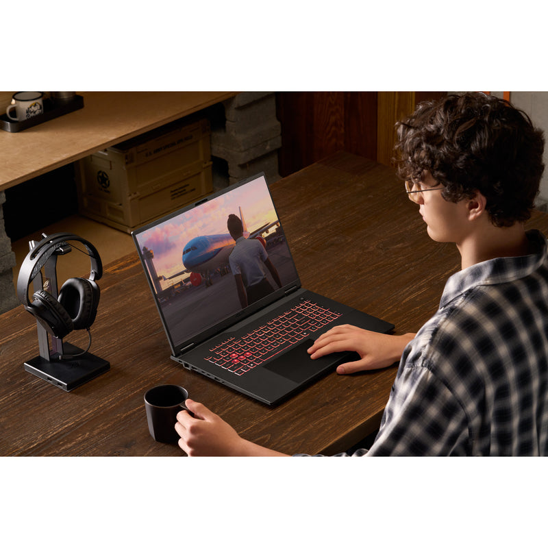 Load image into Gallery viewer, Asus tuf gaming a18 fa808up-s8011w 18 gaming laptop (zwart grijs | r7 260 | rtx 5070 | 16 gb | 1 tb ssd)