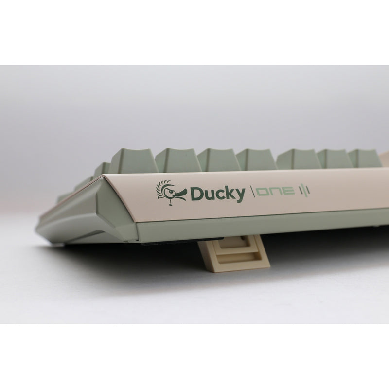 Load image into Gallery viewer, Ducky one 3 matcha tkl, toetsenbord (crème groen, us lay-out, cherry mx silent red, pbt double shot, hot swap)