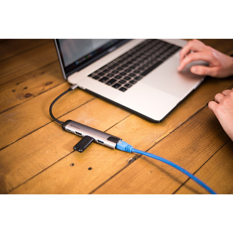 Afbeelding laden in galerijviewer, Verbatim usb 3.2 gen 1 multiport hub, usb-c > 2x usb-a + usb-c + hdmi + rj-45 usb-hub (zilver zwart, pd, opladen tot 100 watt)