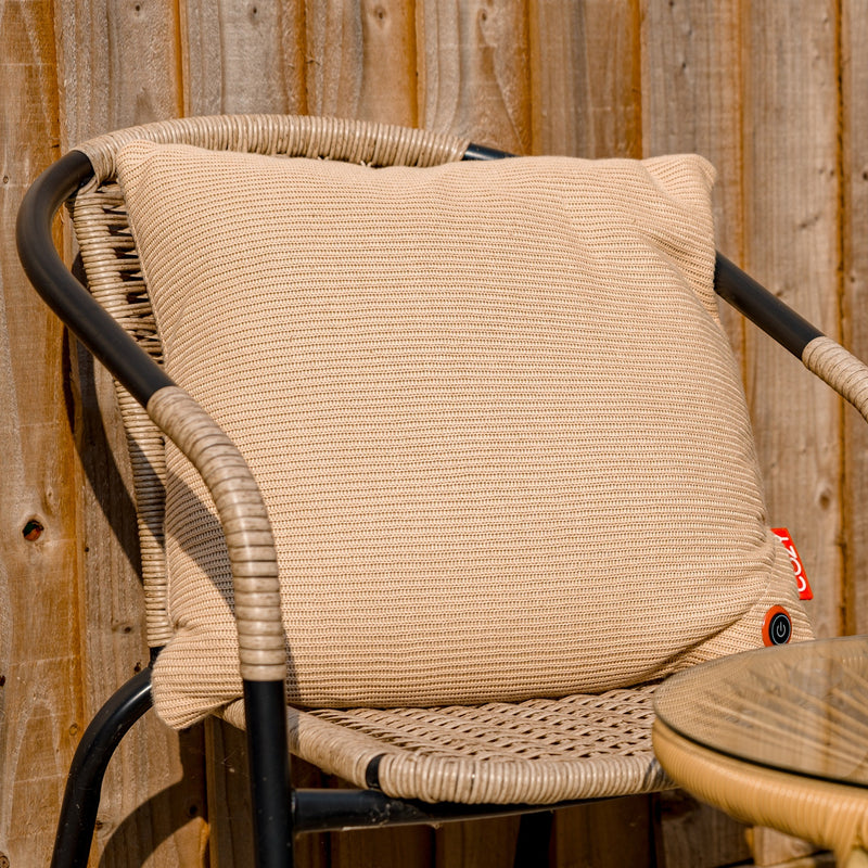 Afbeelding laden in galerijviewer, Cozy una knitted 45 x 45 cm draadloos warmtekussen (lichtbeige, powerbank 5000 mah)