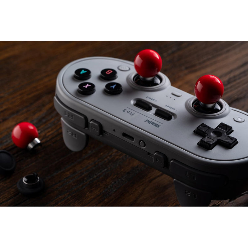 Afbeelding laden in galerijviewer, 8bitdo pro 3 bluetooth gamepad (lichtgrijs rood, switch 1 2, pc, android, 2.4 ghz bluetooth usb)