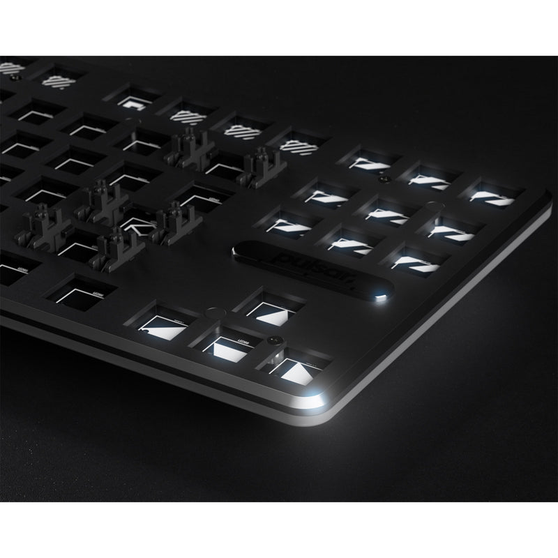Load image into Gallery viewer, Pulsar pcmk 2he tkl mechanical gaming keyboard (wit, us lay-out (qwerty), 80% (tkl), rgb, pbt double-shot keycaps, hot-swap)