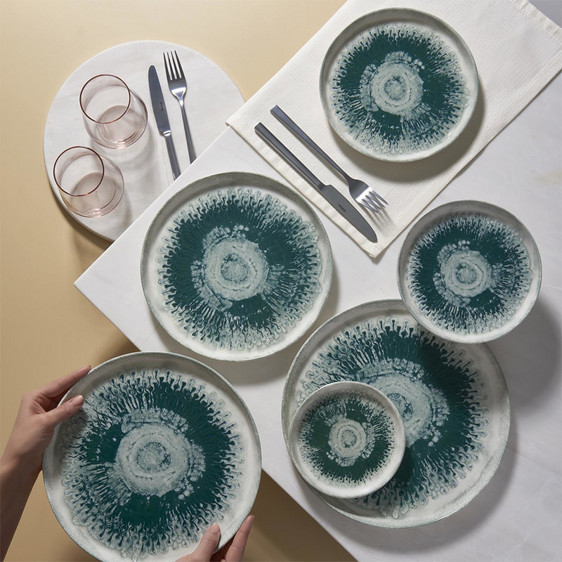 Afbeelding laden in galerijviewer, Güral serviesset green drop 24-delig