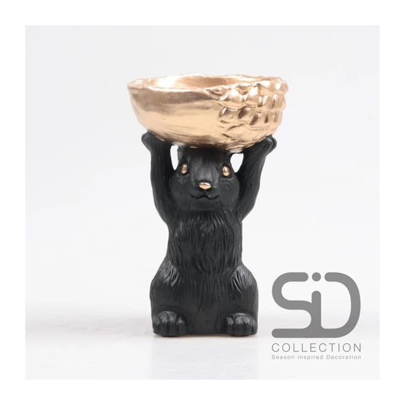 Load image into Gallery viewer, Season inspired decoration eekhoorn met bak 11x9,5x18cm zwart