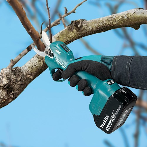 Load image into Gallery viewer, Makita battery-powered ascrews dup181z