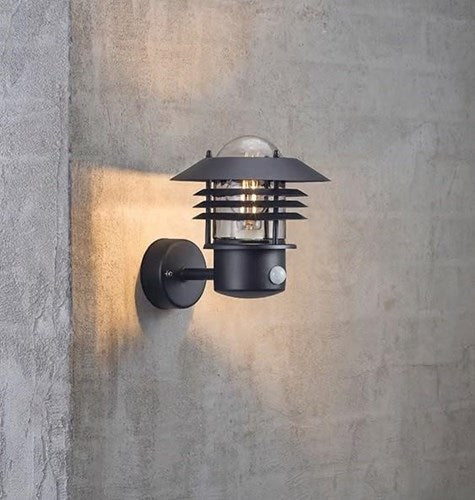 Afbeelding laden in galerijviewer, Enzo nordlux wandlamp vejers met sensor e27 zwart ip44 - 4800925