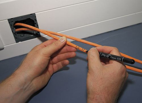 Load image into Gallery viewer, Pica 533 46 permanent pen | 0,7mm | rond | zwart | 10 stuks - pi53346