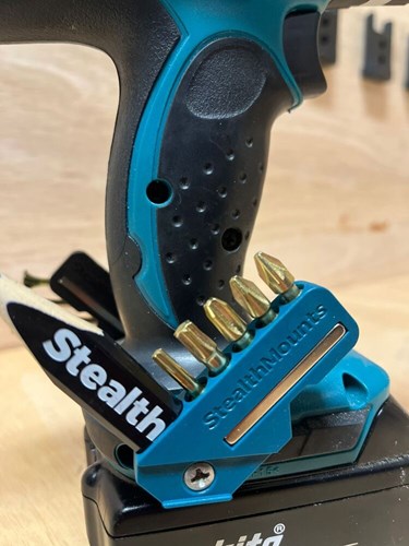 Load image into Gallery viewer, Stealthmounts 4590 bithouder voor makita | blauw | 2 stuks - bh-mk-4590-blu