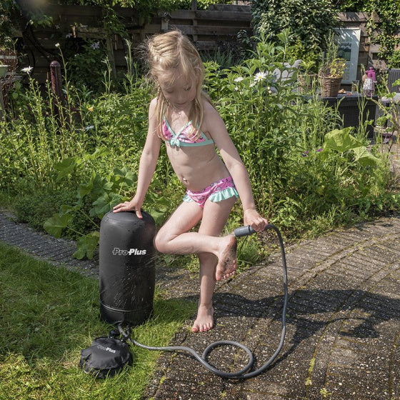 Load image into Gallery viewer, Proplus Campingdouche met voetpomp 11 liter zwart