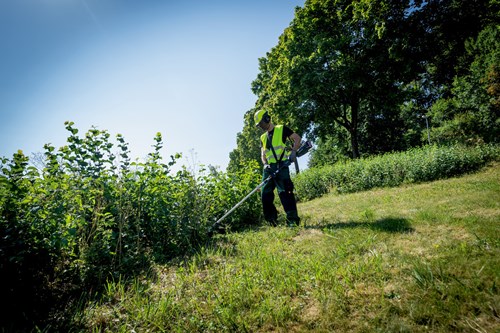 Load image into Gallery viewer, Metabo apparaatbevestiging ma brush cutter attachment ma-fs 40
