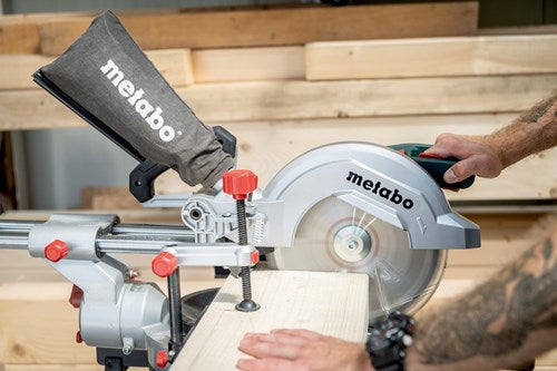 Load image into Gallery viewer, Metabo afkortzaag kgs 254 m met trekfunctie | nieuw model - 602540000
