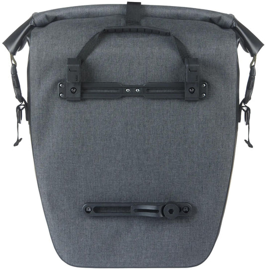 Basil enkele tas navigator storm l mik 25-31l 15 x 27 x 41 cm - zwart