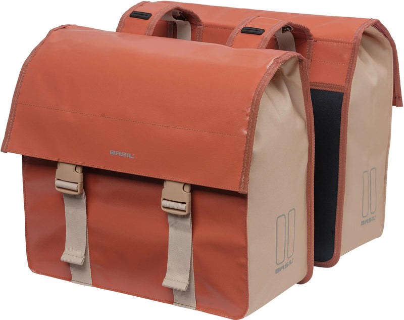 Afbeelding laden in galerijviewer, Basil Urban Load dubbele fietstas, rood, waterdicht, 48-53L
