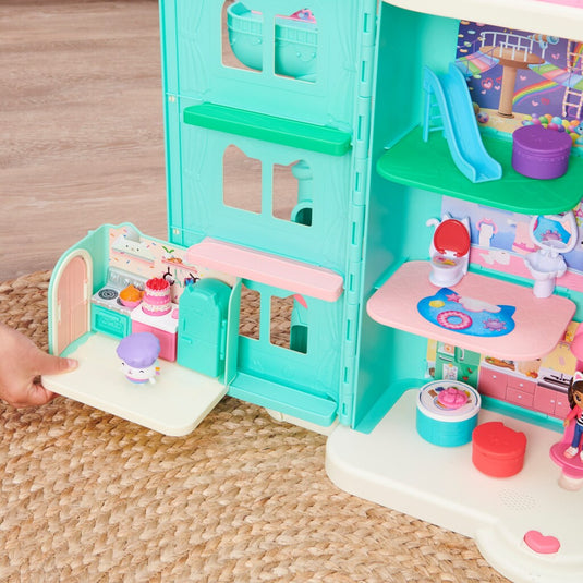 Gabby's dollhouse gabby
