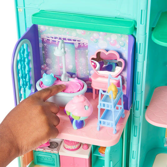 Gabby's dollhouse gabby
