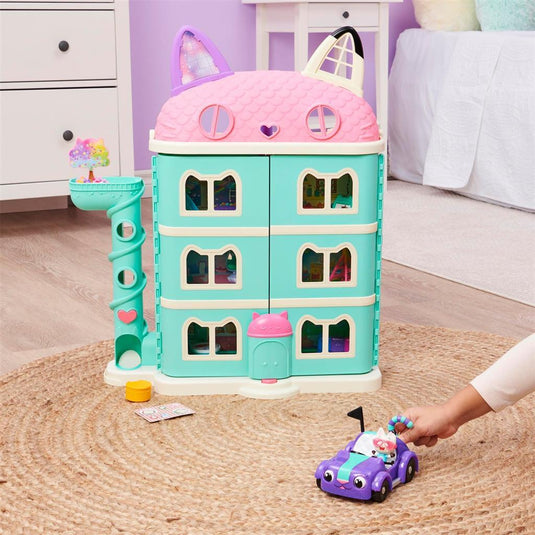 Gabby's dollhouse gabby