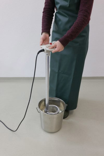 Load image into Gallery viewer, Kalvermelkverwarmer met thermostaat beugelgreep
