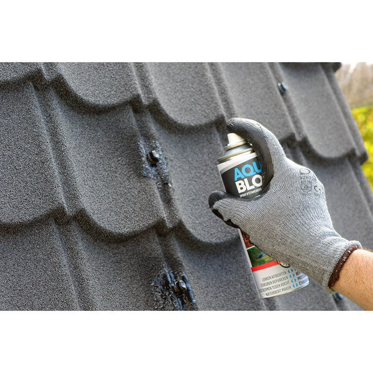 Load image into Gallery viewer, Rubson anti - infiltratie spray 300ml zwart | coating isolatie spray zwart | overschilderbaar repair coating spray | universele toepassing | vloeibaar rubber seal | rubber spray rubber coating.
