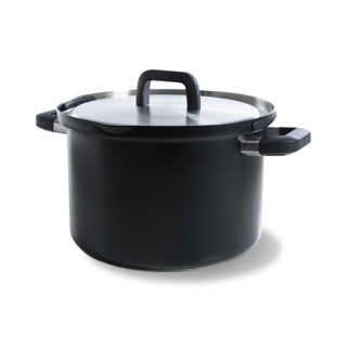Bk flow cool black soeppan 24cm - 6.5l - zonder pfas-vrije antikleeflaag - inductie kookpan - rvs kookpan - veilig afgietsysteem - ovenbestendig tot 160°c - met deksel - zilver