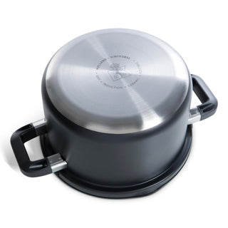 Bk flow cool black soeppan 24cm - 6.5l - zonder pfas-vrije antikleeflaag - inductie kookpan - rvs kookpan - veilig afgietsysteem - ovenbestendig tot 160°c - met deksel - zilver