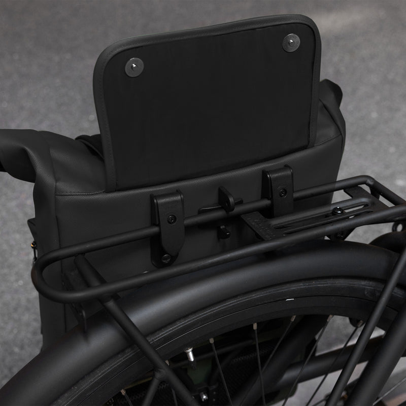 Load image into Gallery viewer, Urbanproof urban proof single rolltop tas 20l zwart recycled
