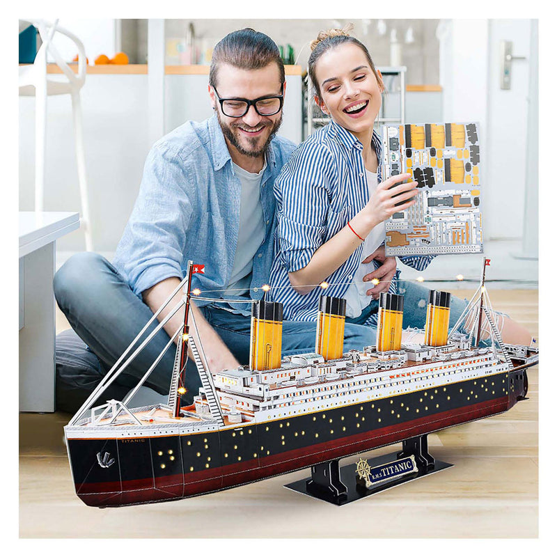 Load image into Gallery viewer, Cubic fun 3d puzzel titanic met led verlichting - 266st.
