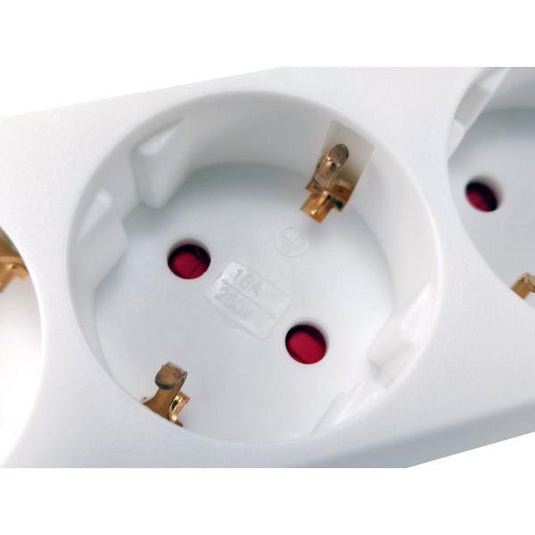 Equip 245550 power strip, 3 ac outlet(s) indoor, type f, type f, 1.5 mm², 1.5 m, white