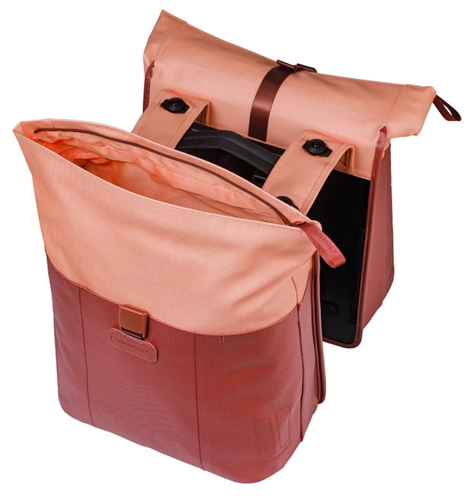 Load image into Gallery viewer, Basil dubbele fietstas vive mik 28-35l 14 x 30 x 38 cm - bordeaux roze
