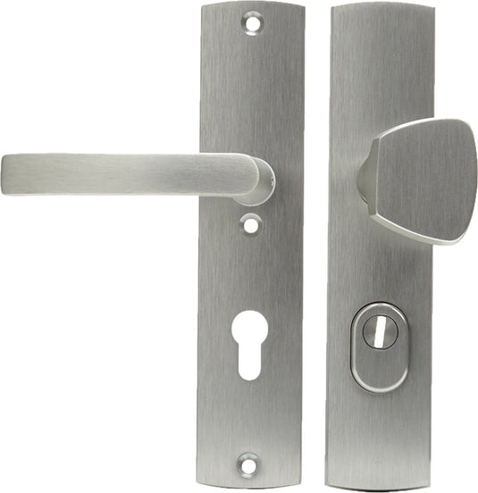 Axa veiligheidsbeslag (curve plus) inox geslepen: knop-kruk (model s blok) pc72 met kerntrekbeveiliging skg***