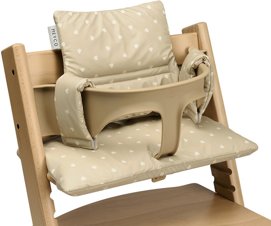 Meyco baby sweet heart stoelverkleiner meegroei - sand soft sand