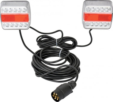 Carpoint led achterlicht set - magneetbevestiging - voor aanhanger of fietsdrager - direct op het plaatwerk te bevestigen – achterlicht 4 functies – 7 polige stekker – kabellengte tussen achterlichten 2.5 meter – kabellengte naar stekker 7.5 meter