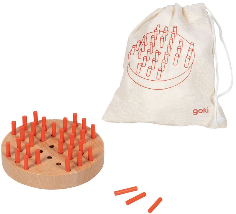 Afbeelding laden in galerijviewer, Goki houten solitaire spel in katoenen opbergzakje
