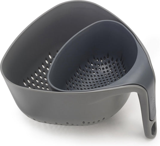 Joseph joseph nest vergietenset 2-delig – grijs – stapelbaar – met verticale handgreep – bpa-vrij
