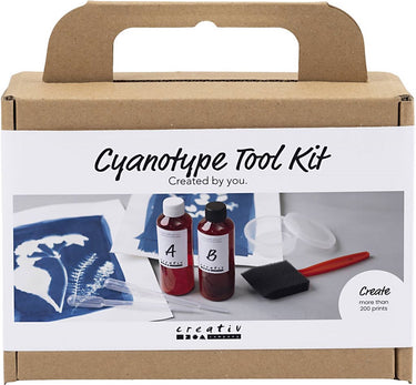 Http: www.cchobby.nl toolkit-voor-cyanotypie-accessoires-blauw-1-doos