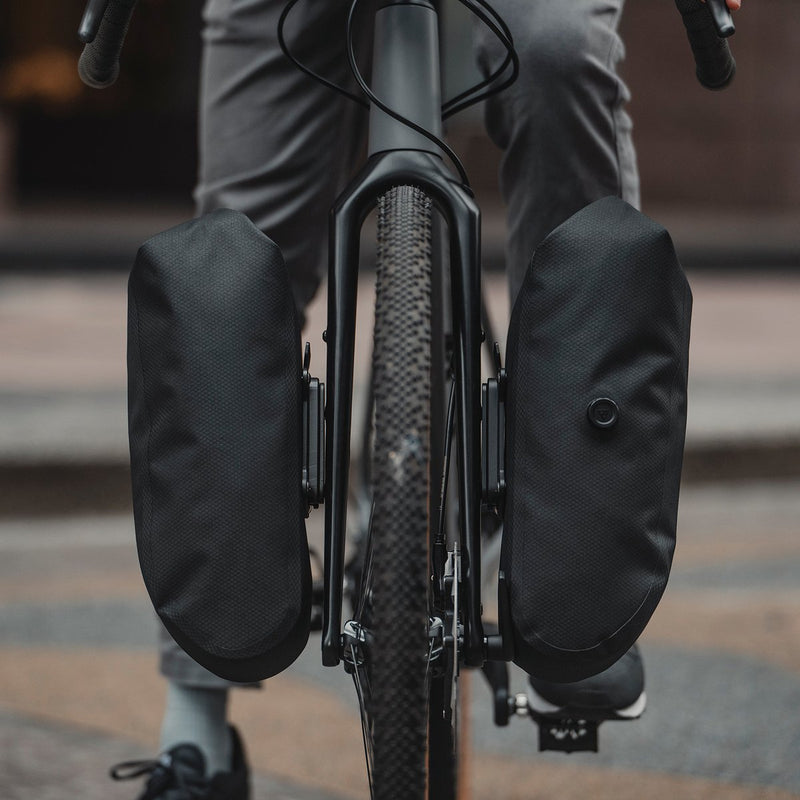Load image into Gallery viewer, Topeak vorktas qr drybag bolt-on 5.8l zwart
