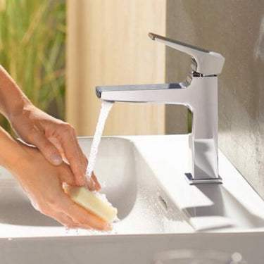 Hansgrohe metropol ééngreeps wastafelmengkraan 110 met rechte greep met trekwaste chroom