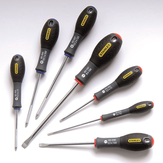 Stanley 7-delige fatmax schroevendraaiersetparallel 3 x 100mm. 3.5 x 75mmstandaard 5.5 x 100mm. 8 x 150mmpozidriv pz0 x 75mm. pz1 x 100mm pz2 x 125mm - 0-65-425